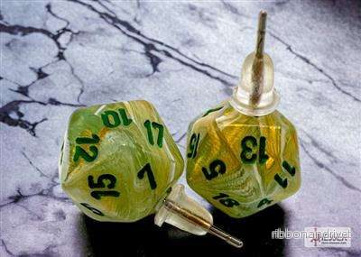 Chessex Stud Earrings Marble Green Mini-Poly d20 Pair