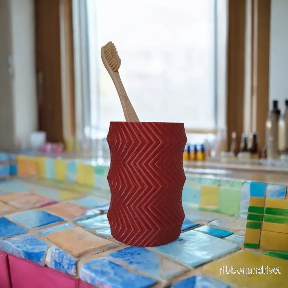 Elegant blyertshållare och tandborsthållare i kugghjulsdesign - Bild 2