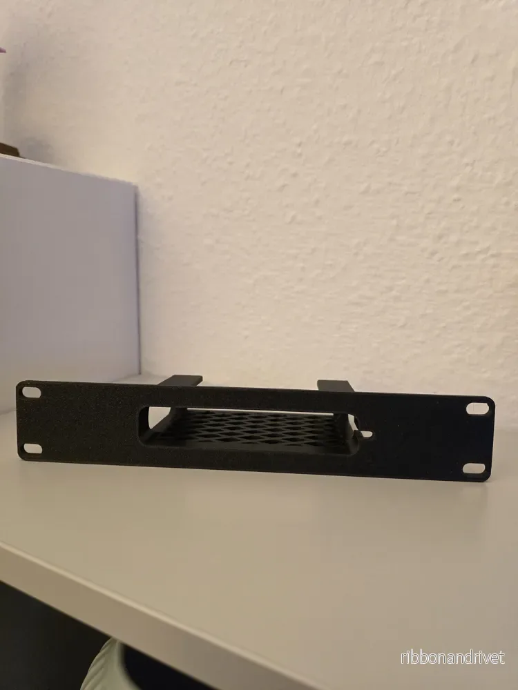 10-tums rackmontering för Unifi USW-Flex-Mini 2.5G - Bild 3