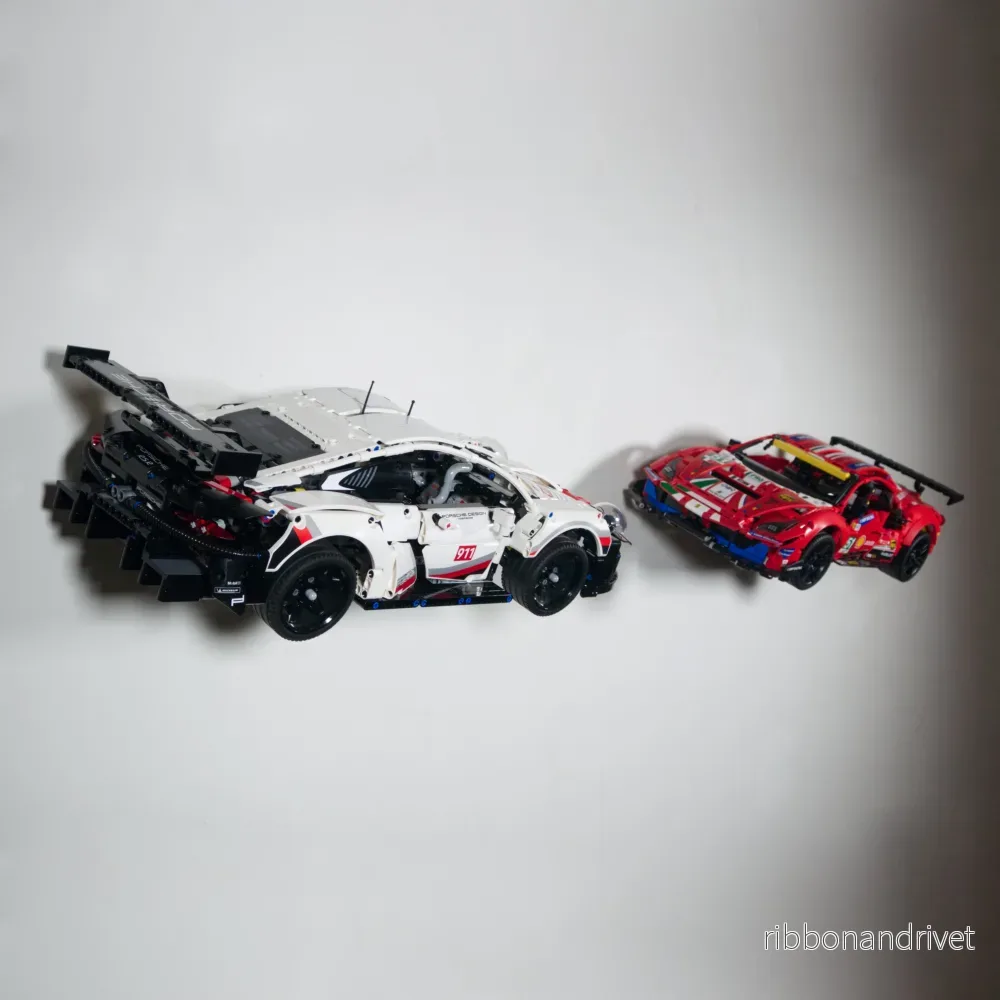 Väggfäste för Technic Porsche 911 RSR 42096 - Bild 2