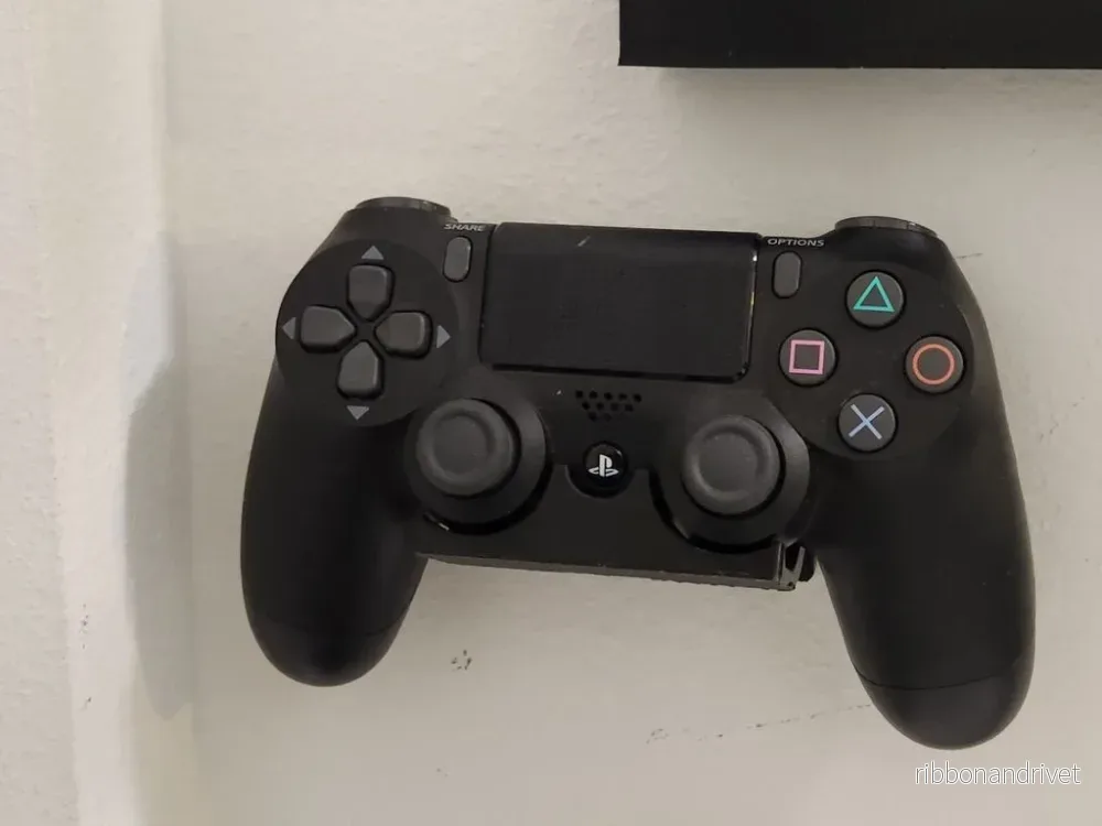Väggfäste för PS4-kontroll