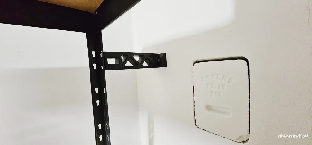 Robust väggfäste för 3D-skrivarhylla – 25 cm Robust väggfäste för 3D-skrivarhylla – 25 cm