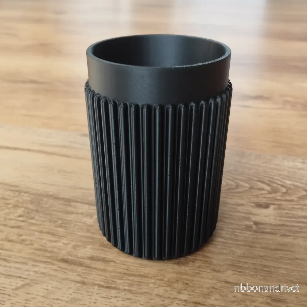 Ljusstak med modern split rib-design - Bild 3