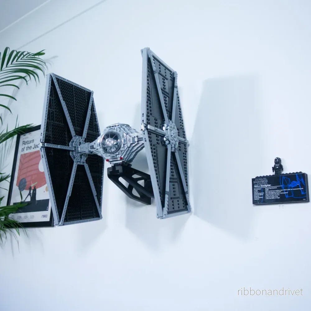 Väggfäste för UCS Tie Fighter 75095 - Bild 3