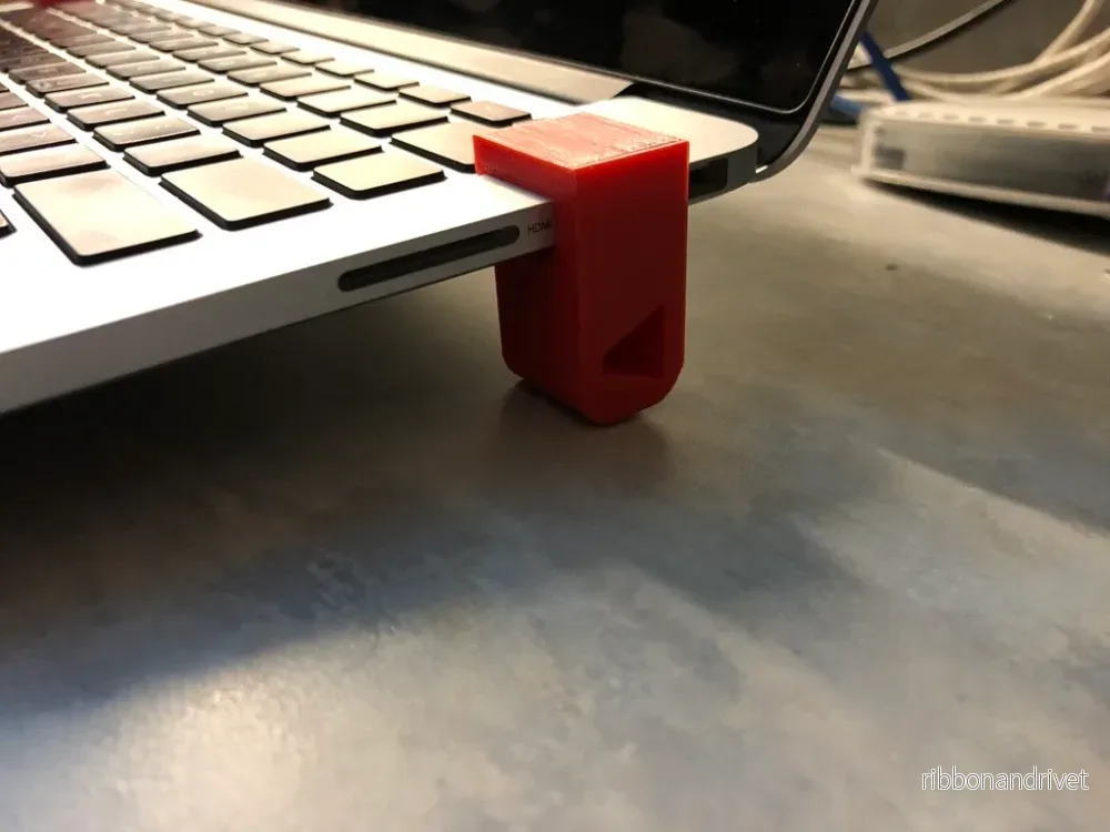 Lyftstativ för MacBook Pro Retina 13 tum för optimalt luftflöde - Bild 3