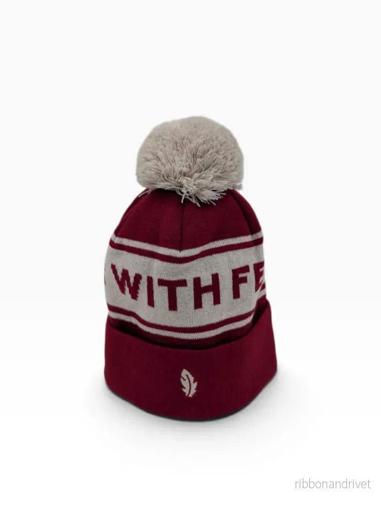 Gåshud Signature Classic PomPom Beanie – Burgundy/Off White