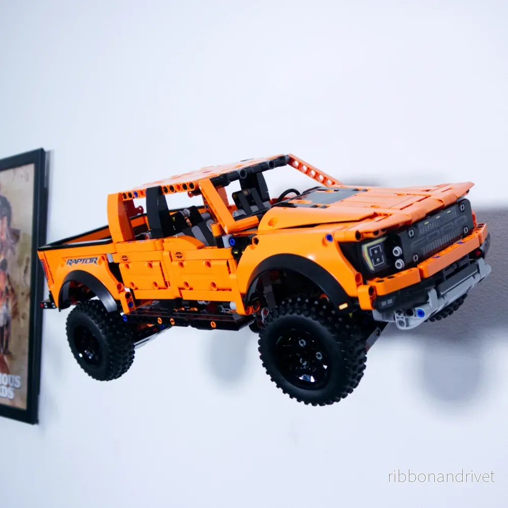 Väggfäste för Technic Ford Raptor 42126 - Bild 2