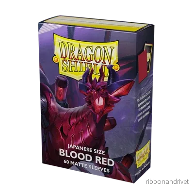 Dragon Shield Japanska Matta Sleeves – Blodröd ’Juusouken’ (60 Ärmar) Dragon Shield Japanska Matta Sleeves – Blodröd ’Juusouken’ (60 Ärmar)