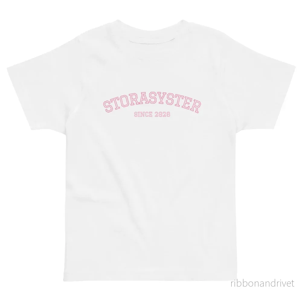 Storasyster since 2026 T-shirt - Bild 2