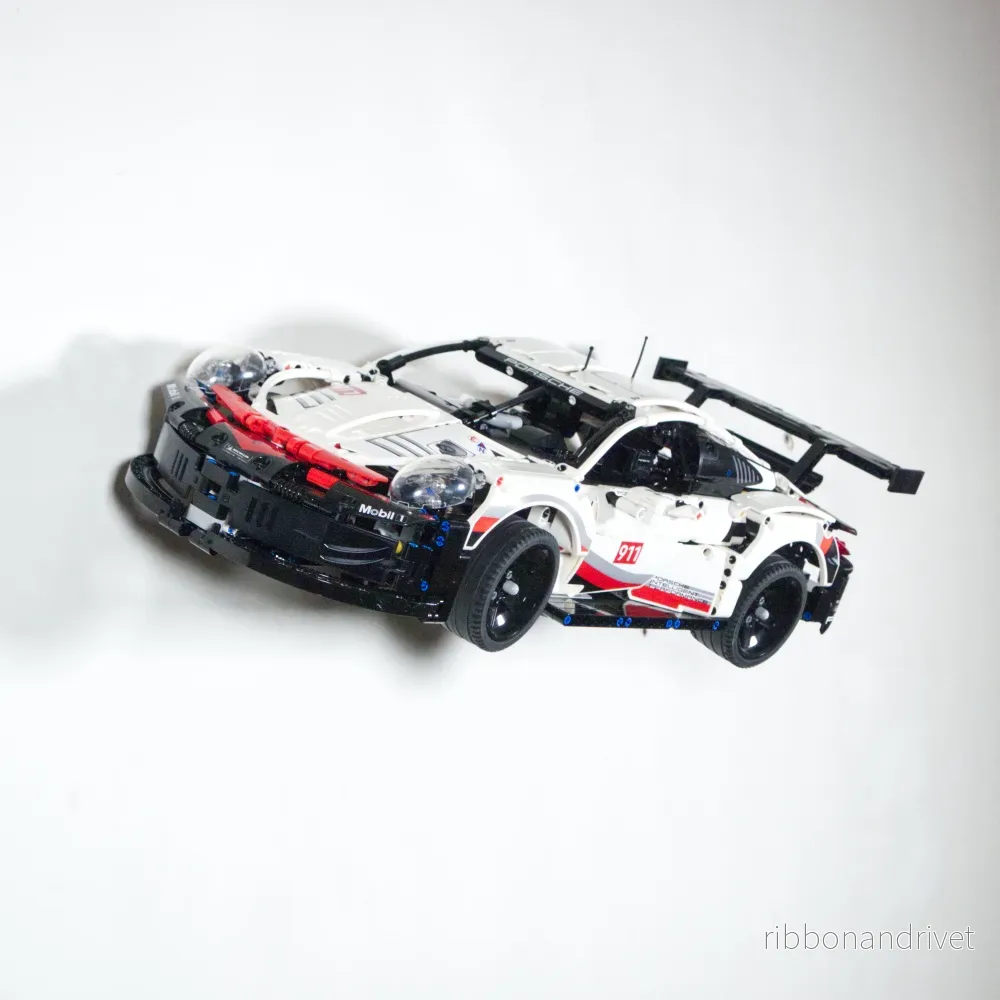 Väggfäste för Technic Porsche 911 RSR 42096 - Bild 3