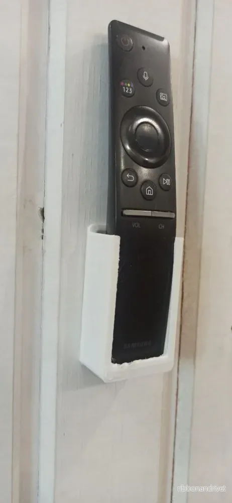 Praktisk hållare för Samsung fjärrkontroll Praktisk hållare för Samsung fjärrkontroll