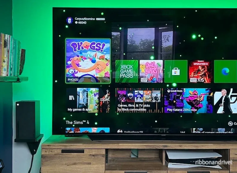XSHELF Vägghylla med kabelhantering för Xbox Series X XSHELF Vägghylla med kabelhantering för Xbox Series X