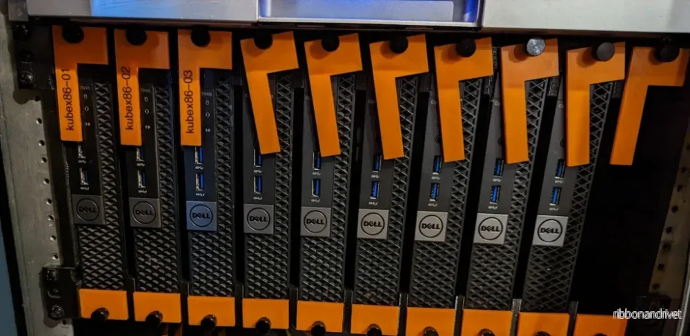 Dell SFF 19-tums serverrackmonteringslösning Dell SFF 19-tums serverrackmonteringslösning