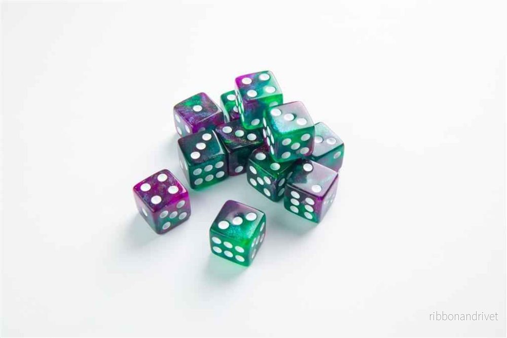 Gamegenic Galaxy Series – Aurora D6 Tärningsset 16 mm (12 st)
