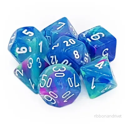 Chessex Festive Polyhedral 7-Die Set – Waterlily med Vita Chessex Festive Polyhedral 7-Die Set – Waterlily med Vita
