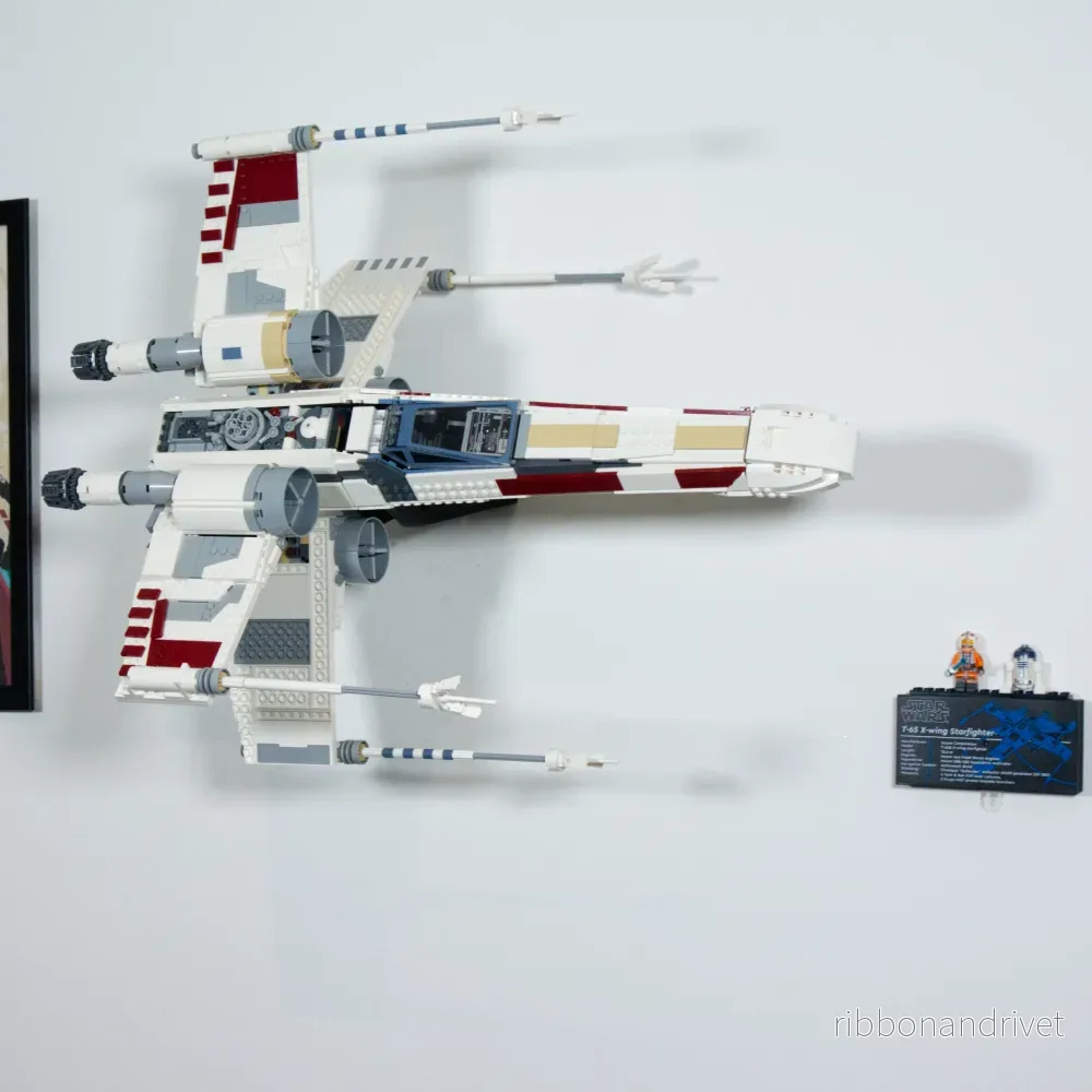 Väggfäste för Star Wars UCS X-Wing 75355 - Bild 3