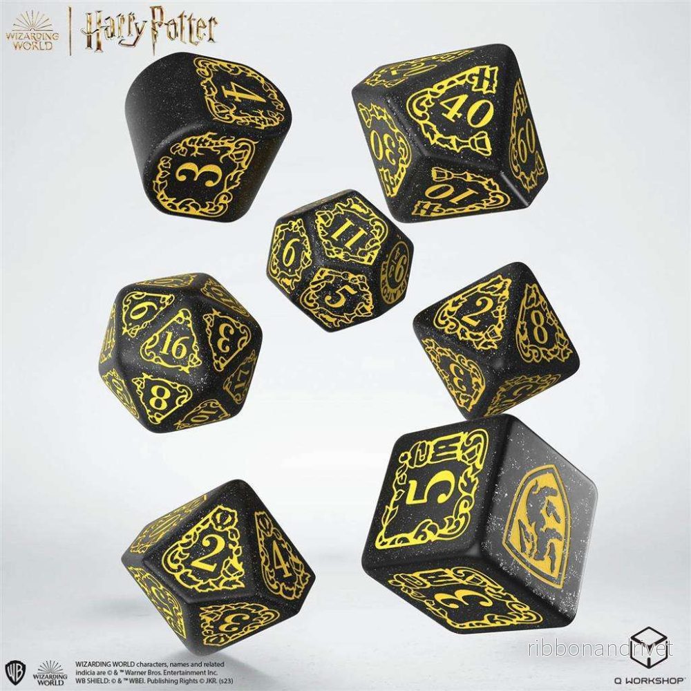 Harry Potter: Hufflepuff Modern Dice Set – Black Harry Potter: Hufflepuff Modern Dice Set – Black