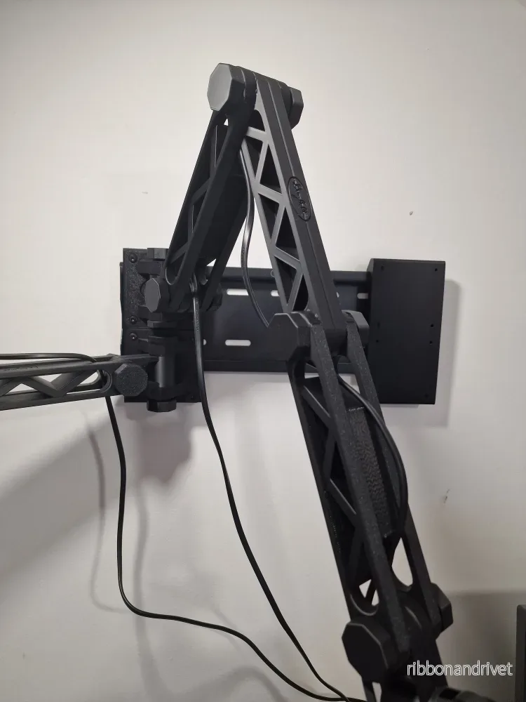 Justerbart väggfäste med arm för LED-lampor och TV - Bild 2