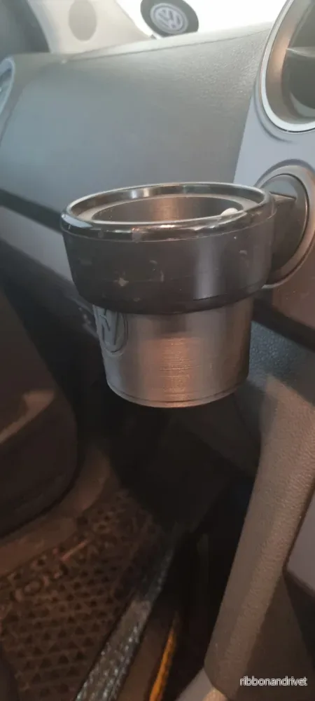 VW Amarok mugghållarinsats - Bild 3
