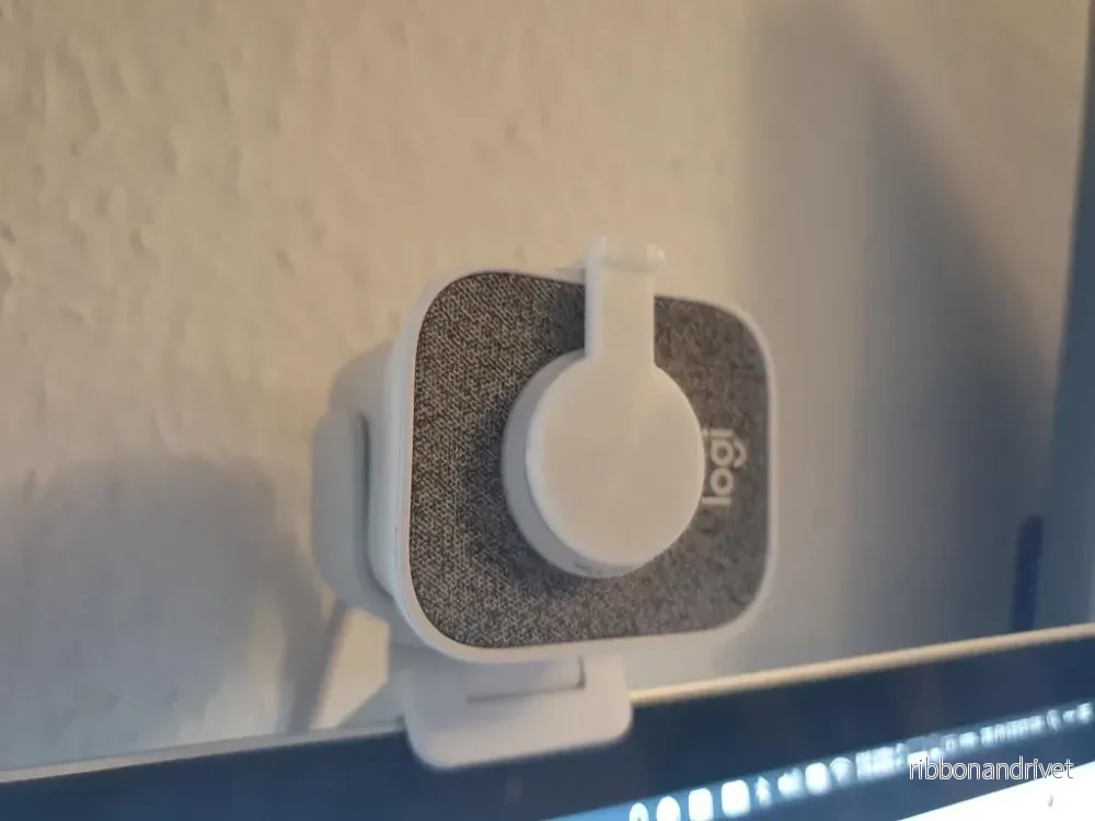 Logitech StreamCam Linslock med Integrerad Gångjärn (2 delar)