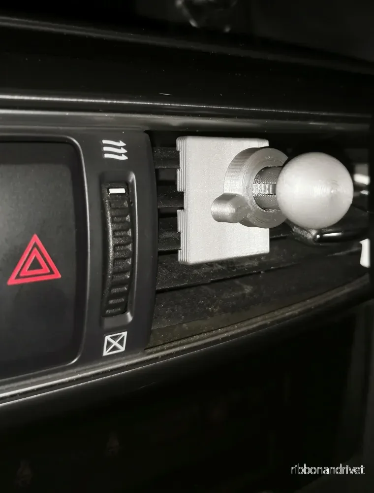Stabil telefonhållaradapter för bilventilationssystem