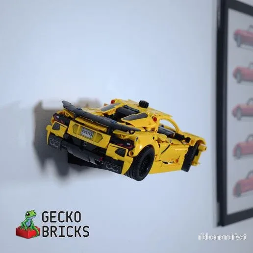 Väggfäste för LEGO Technic Chevrolet Corvette Stingray - Bild 2