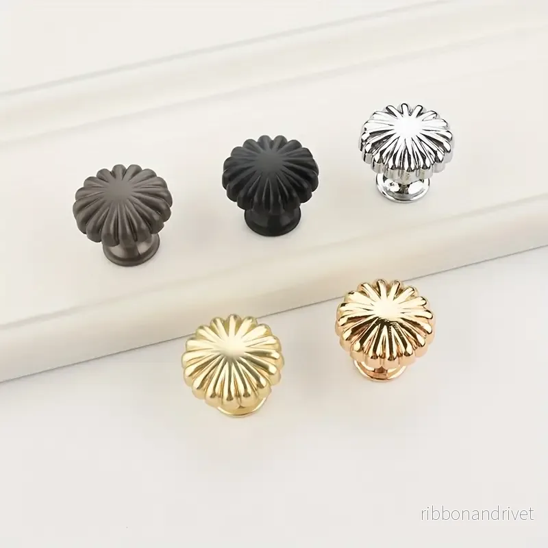 10-pack blomformade skåpsknoppar - Skåpsbeslag - Bild 2