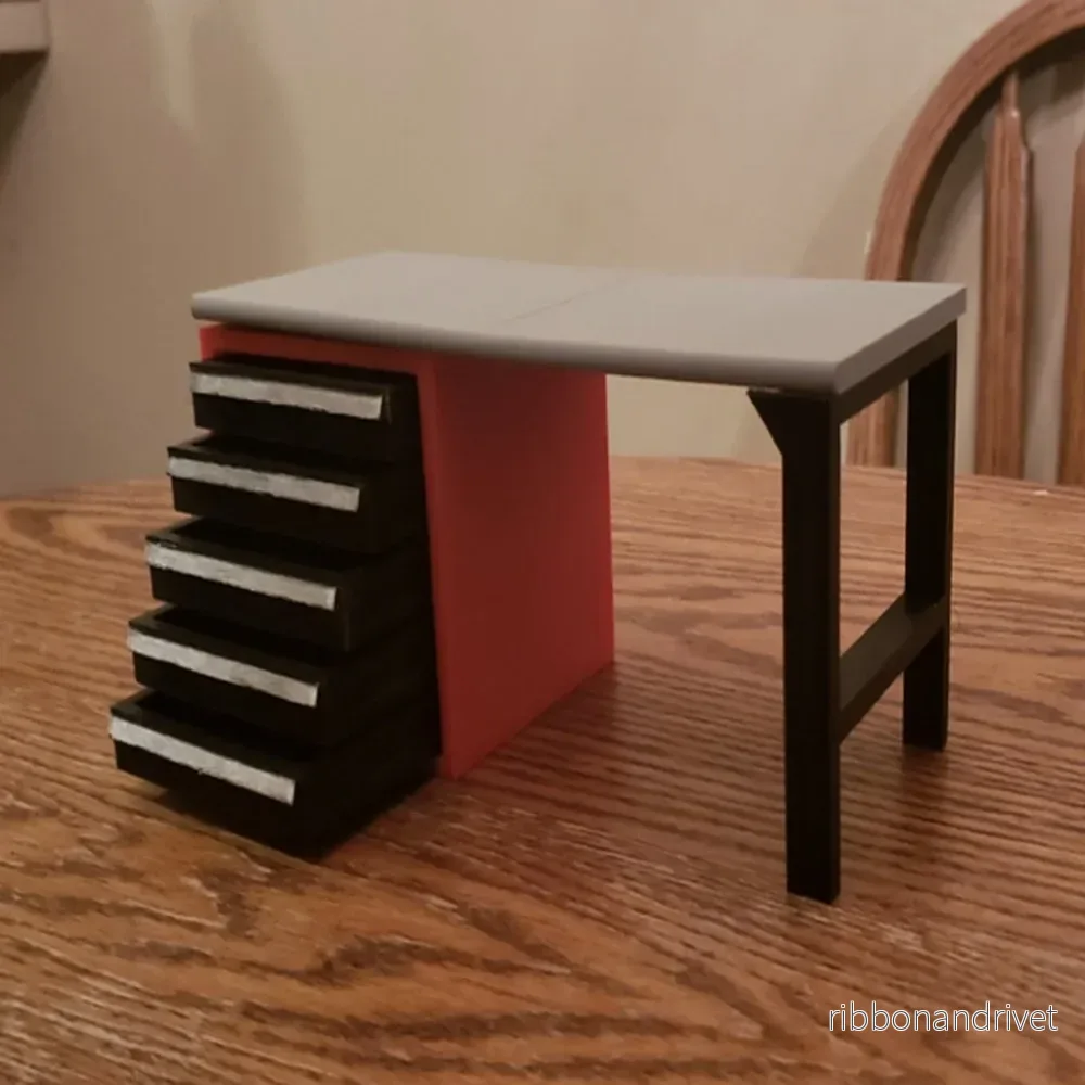 Skalbart verkstadsbord med verktygsskåp - Perfekt för RC och modeller - Bild 2