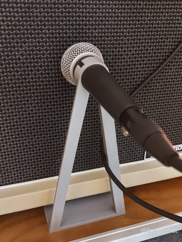 Mikrofonstativ för gitarr och basförstärkare