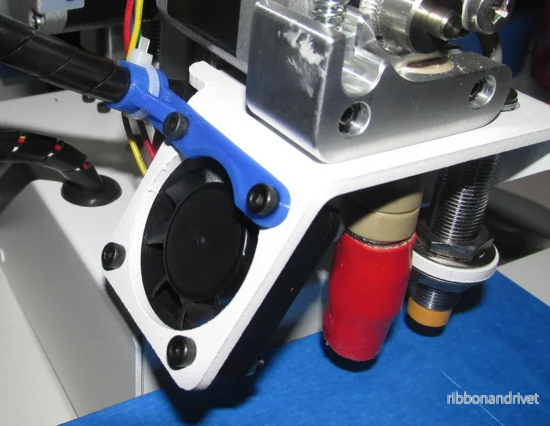 Trådklämma för Printrbot-skrivhuvud