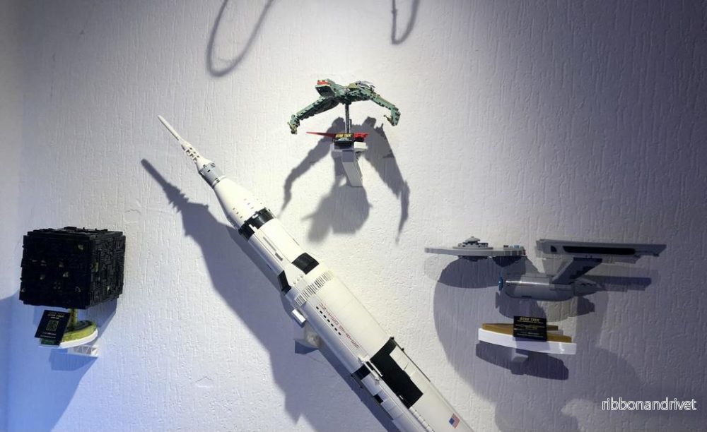 Väggfäste för BlueBrixx Star Trek-modeller - Bild 2