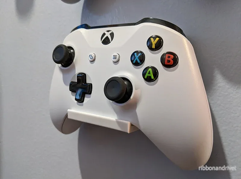 Bred väggmontering för Xbox One-kontroll Bred väggmontering för Xbox One-kontroll