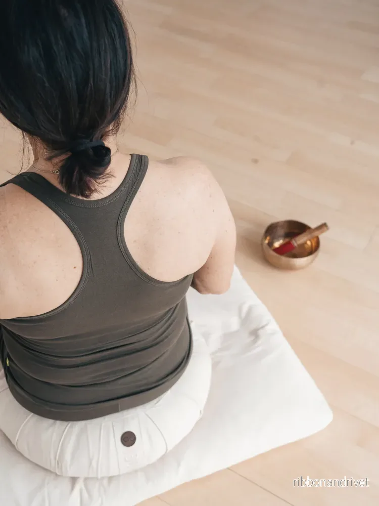 Anjali Yoga Top – Dark Olive Anjali Yoga Top – Dark Olive
