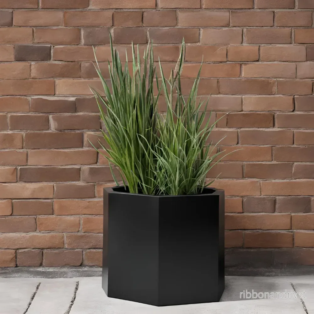 Modern hexagonal kruka för krukväxter