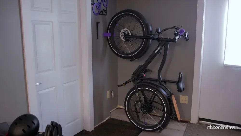 Väggfäste för fatbike - Vertikal förvaring