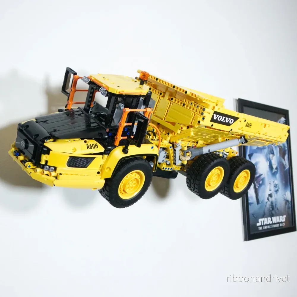 Väggfäste för LEGO Technic Volvo Hauler 42114 - Bild 2