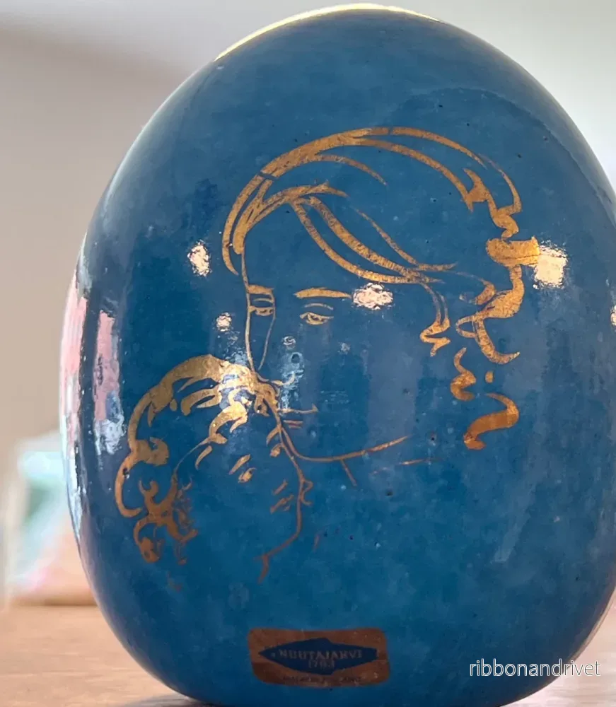 Dekorativt ägg i glas från Iittala Dekorativt ägg i glas från Iittala