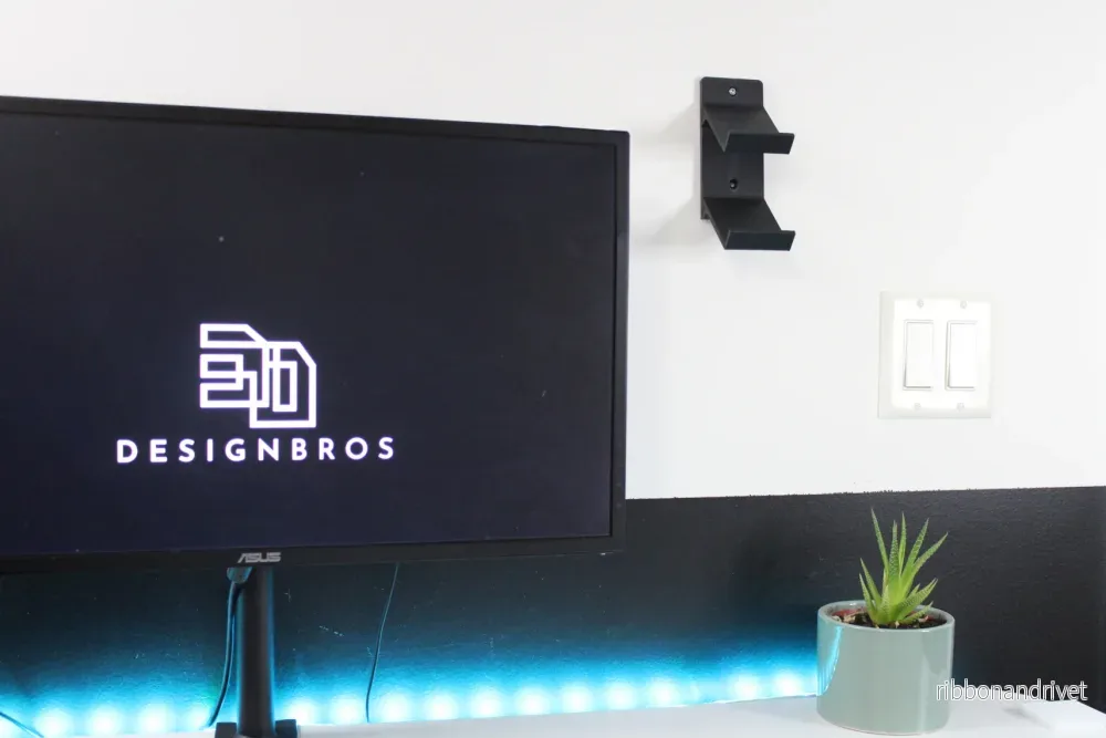 Universellt väggfäste för två handkontroller – perfekt för Xbox och PS5 - Bild 2