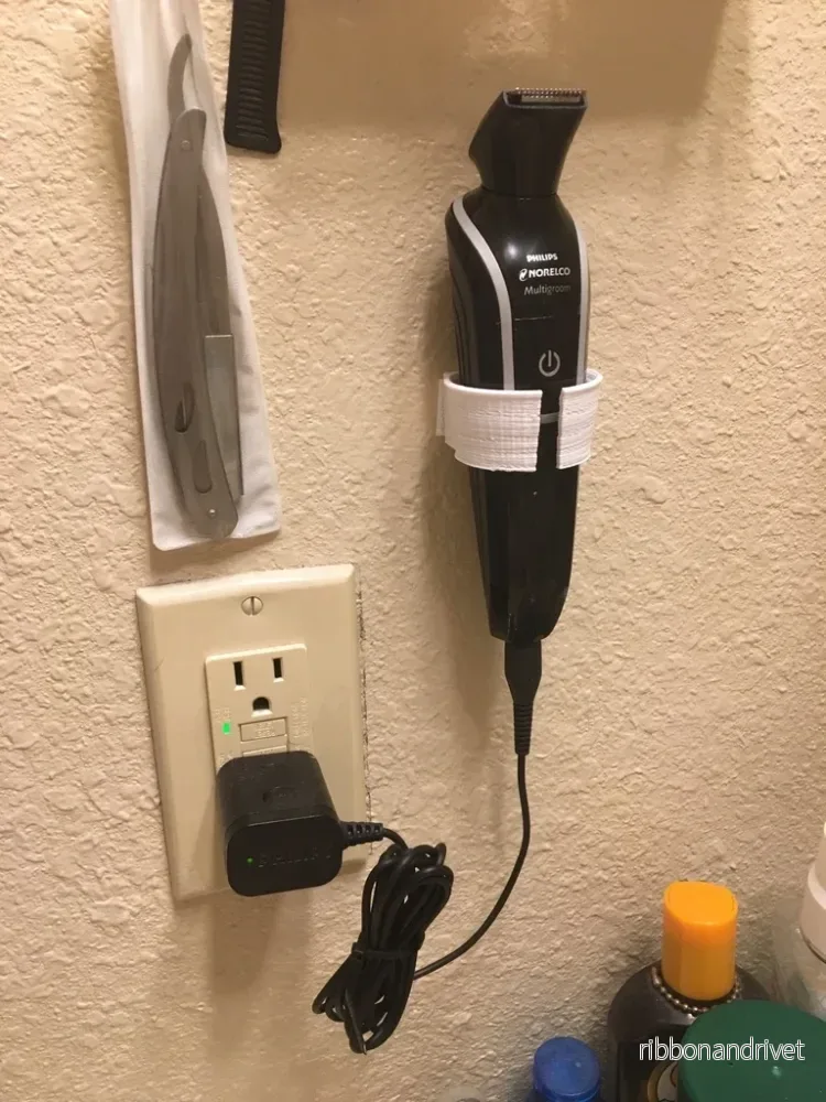 Praktiskt väggfäste för Philips Norelco QG3330 Multigroom