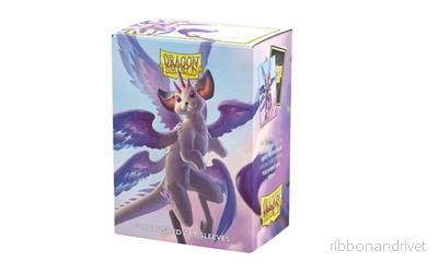 Dragon Shield Standardstorlek Brushed Art Sleeves – The Whiskerwing (100 Sleeves) Dragon Shield Standardstorlek Brushed Art Sleeves – The Whiskerwing (100 Sleeves)