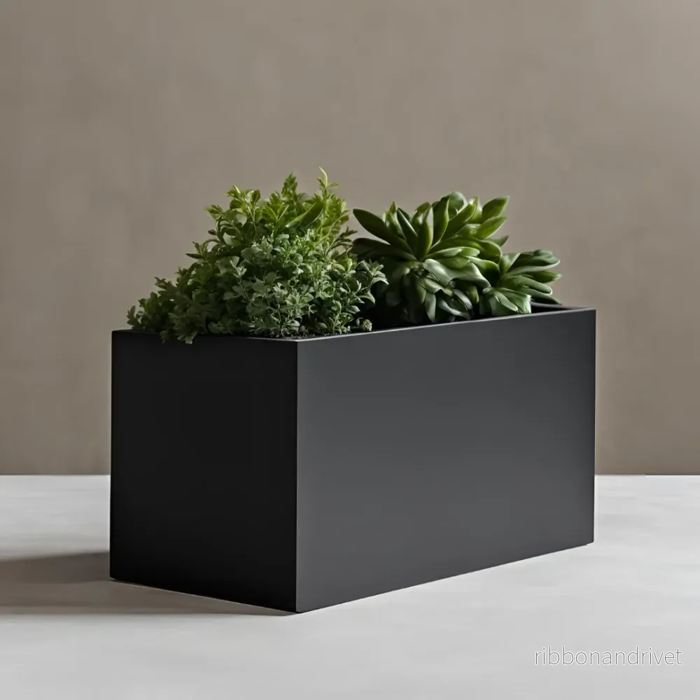 Minimalistisk rektangulär hög planteringskross