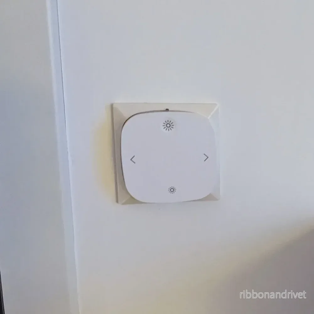 Väggfäste för IKEA SYRBAR Smart Home Fjärrkontroll - Bild 3