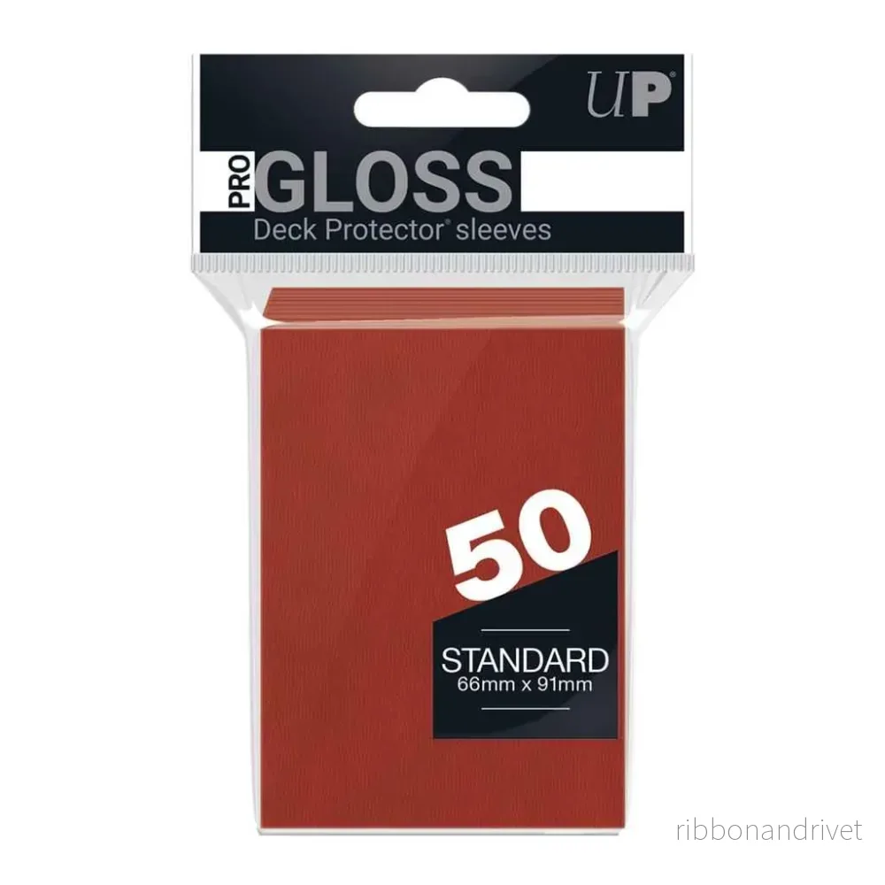 UP - Standard Sleeves - Röd (50 Sleeves)