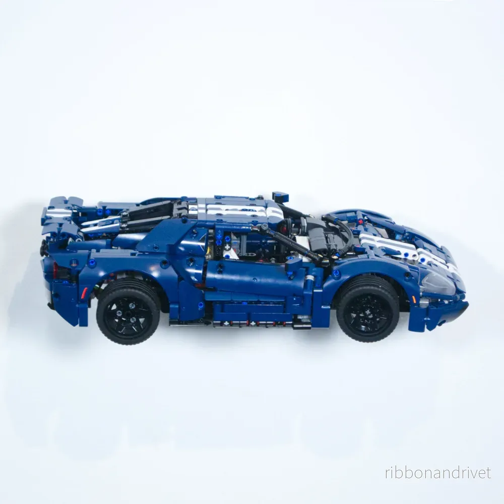 Väggfäste för Technic Ford GT 42154 - Bild 3