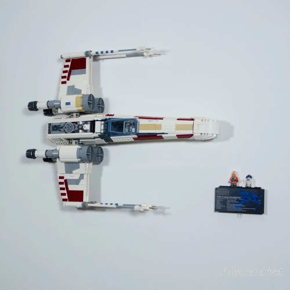 Väggfäste för Star Wars UCS X-Wing 75355