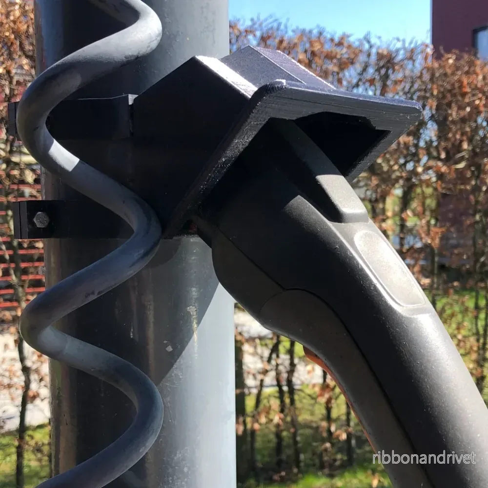 Mennekes Typ 1 Laddkabelhållare för 110 mm Stolpemontering Mennekes Typ 1 Laddkabelhållare för 110 mm Stolpemontering