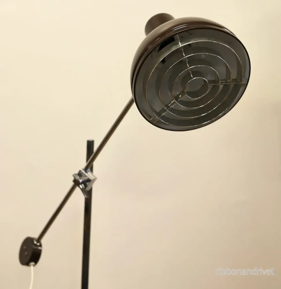 Lackerad golvlampa från 1960/-70-talet - Bild 2