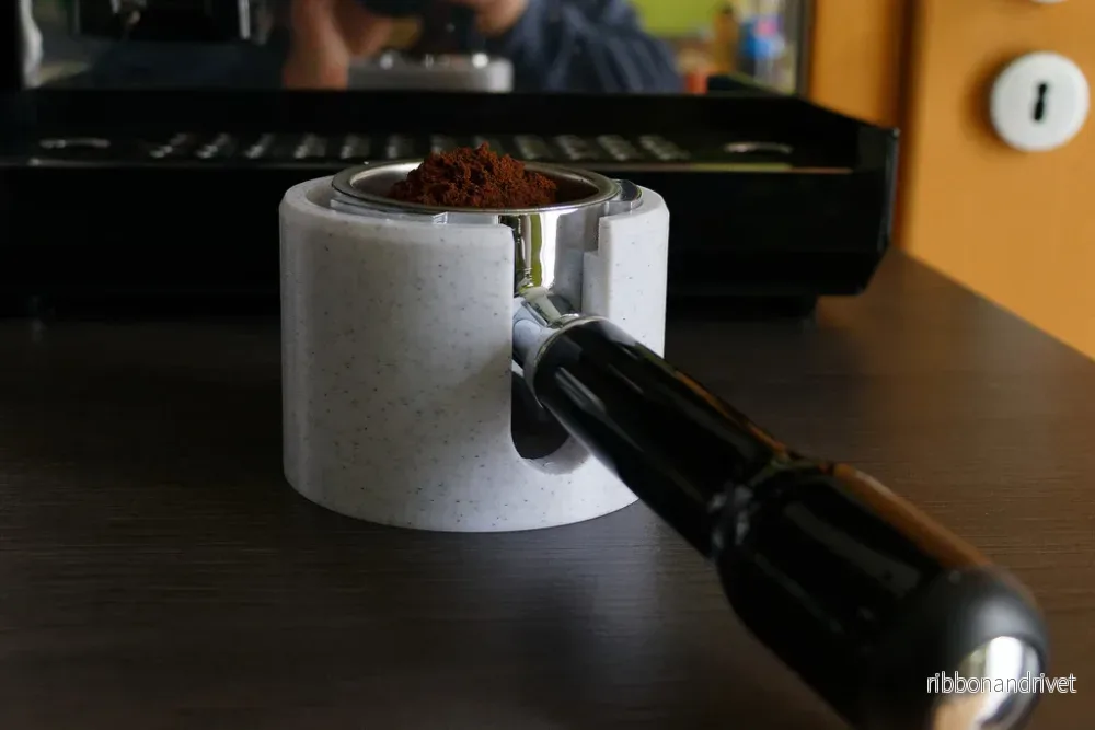 Stampstation för Quick Mill Portafilter Espressomaskiner Stampstation för Quick Mill Portafilter Espressomaskiner
