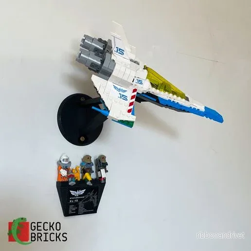 Väggfäste för LEGO XL-15 Rymdskepp 76832 - Bild 2