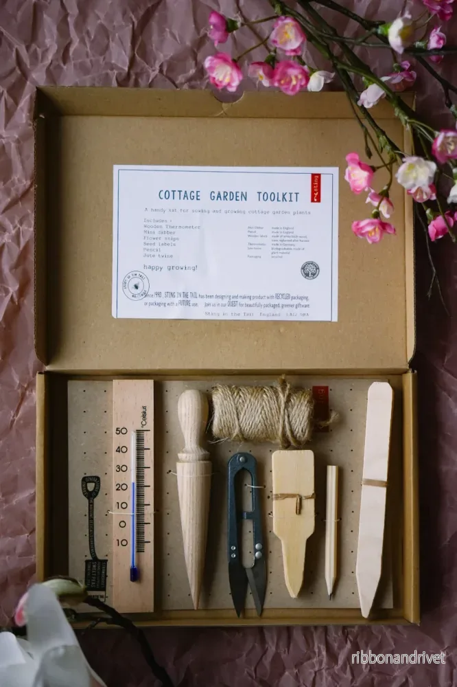 Cottage Garden Toolkit – Trädgårdskit Cottage Garden Toolkit – Trädgårdskit